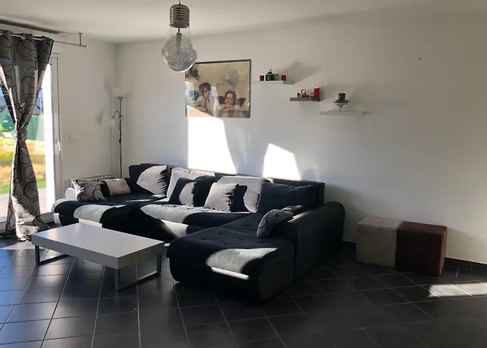 Villa T3 5P De 85M² Avec Jardin A Calvi
