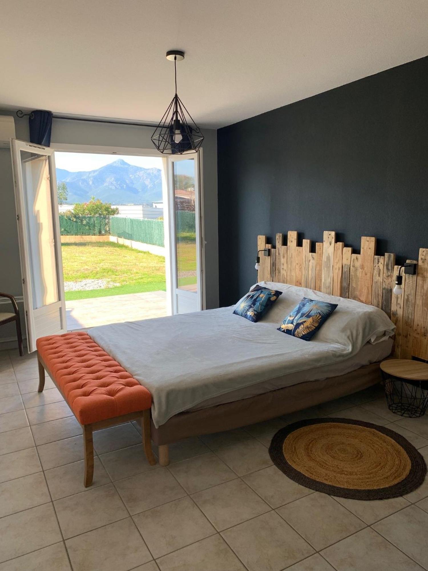 T3 5p De 85m² Avec Jardin A Calvi